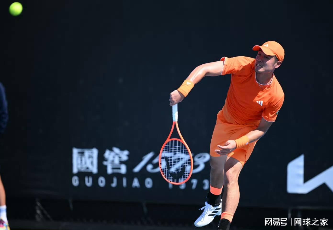 世界杯手机平台-吴易昺迎开门红，感冒后又透露腿伤，调侃只记得下轮对手脱发严重